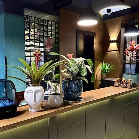 Vila 90 Boutique Hotel Tirana Kültér fotó