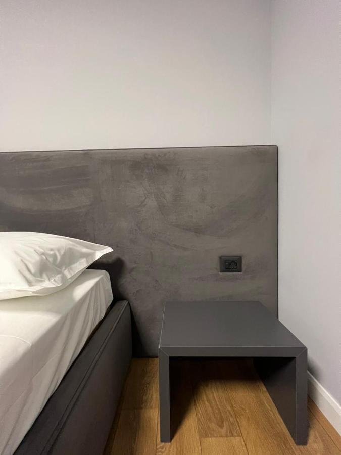Vila 90 Boutique Hotel Tirana Kültér fotó