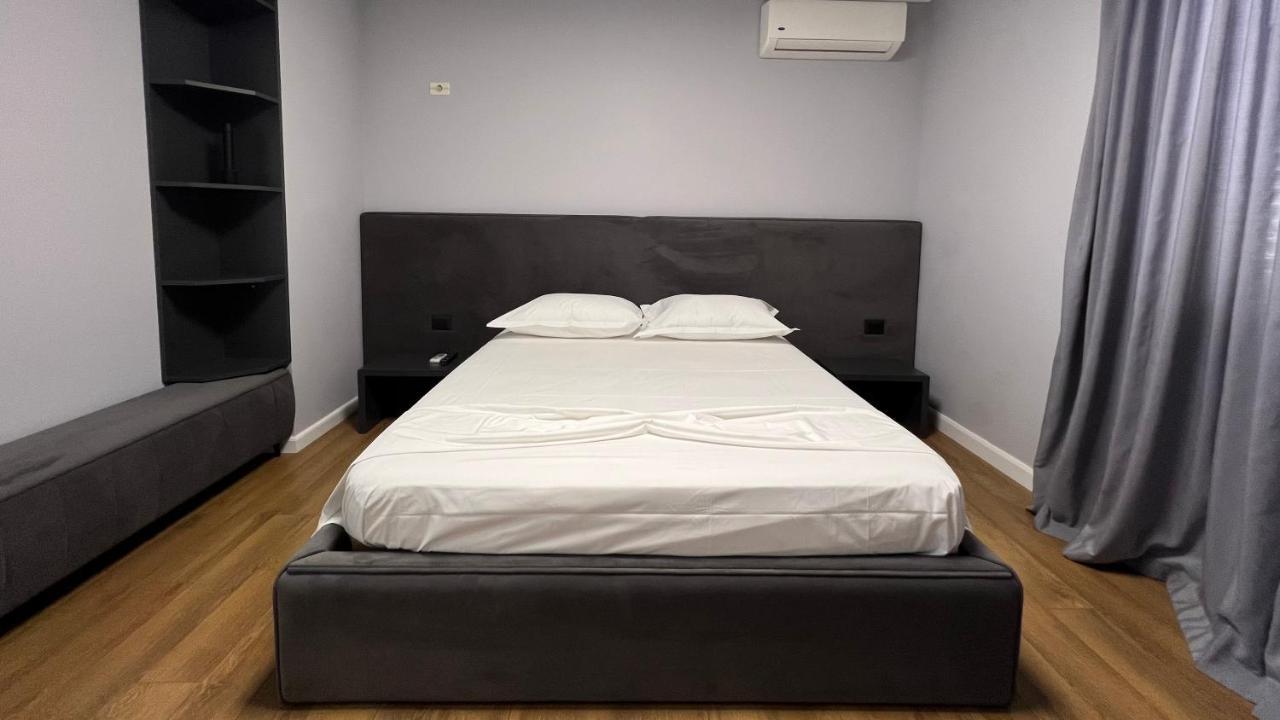 Vila 90 Boutique Hotel Tirana Kültér fotó